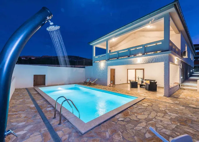 Holiday home In 31210 Jasenice (Zadar)