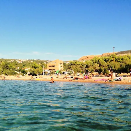 Сasa de vacaciones In 31210 Jasenice (Zadar)